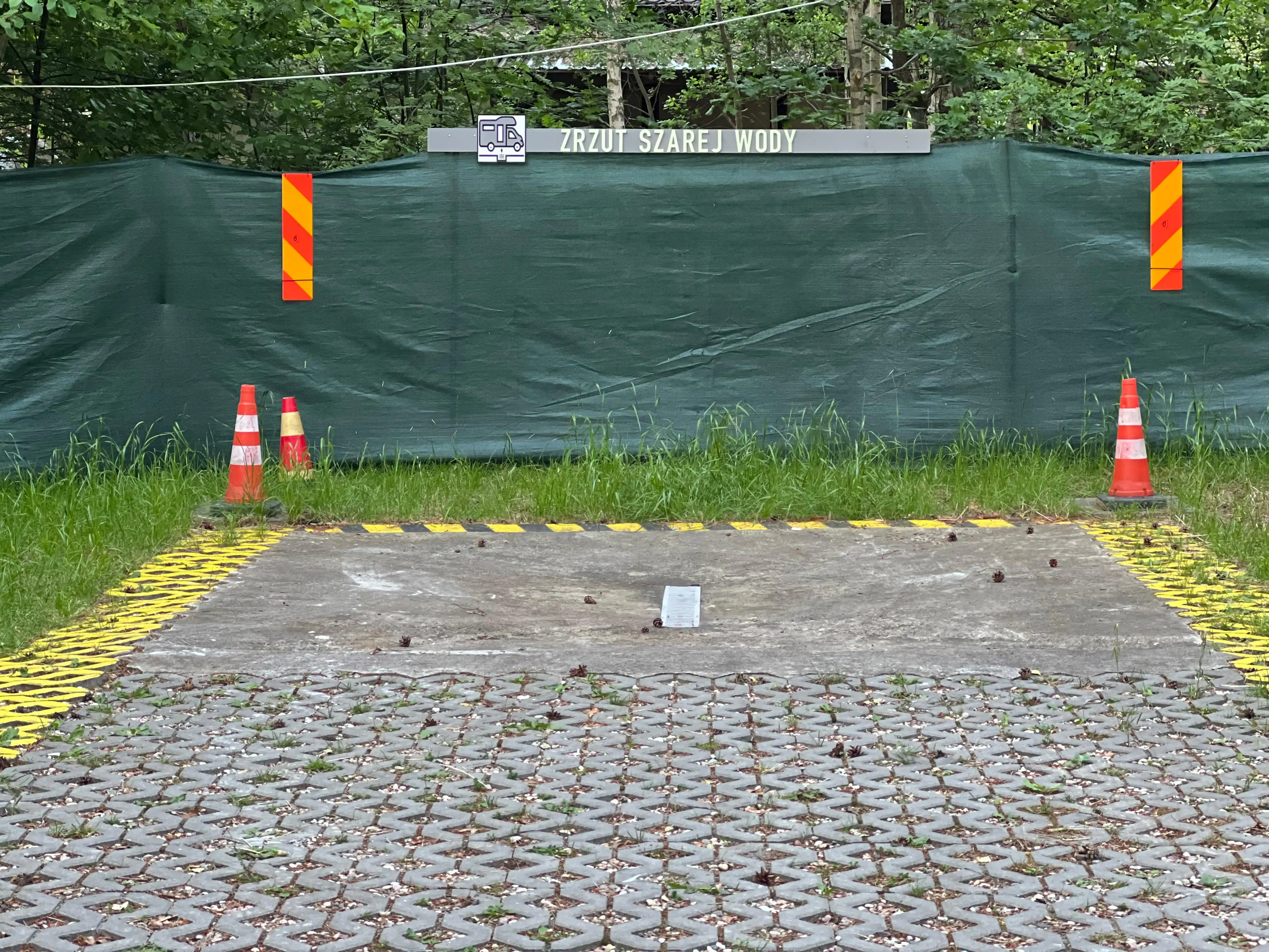 Infrastruktura pola Leśne 18